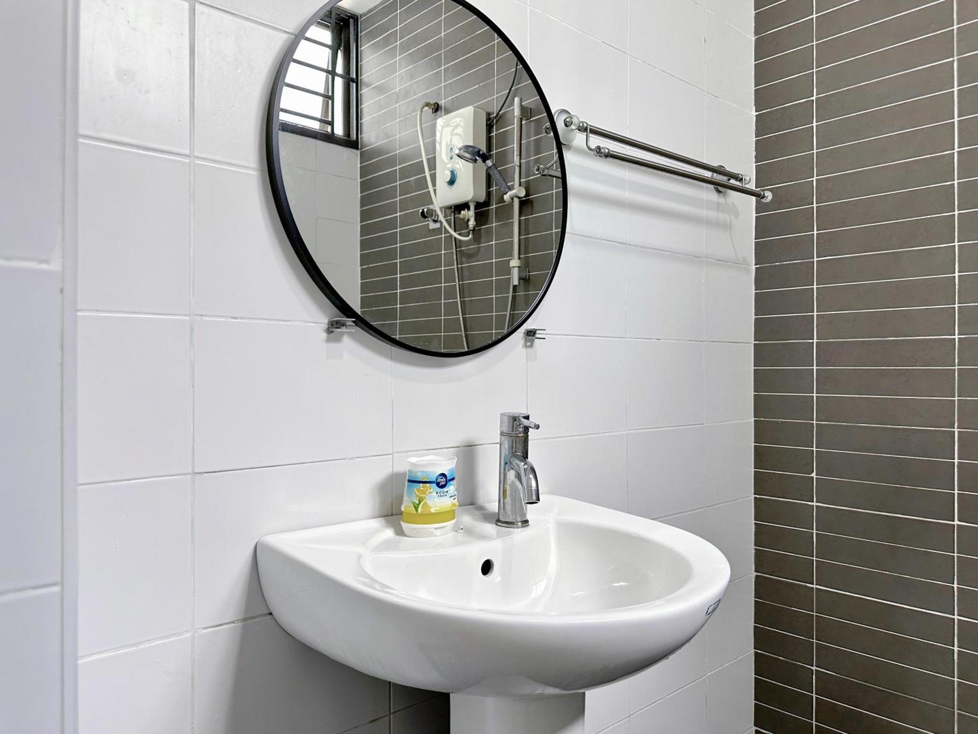 4pax Palazio Mount Austin * Johor Bahru