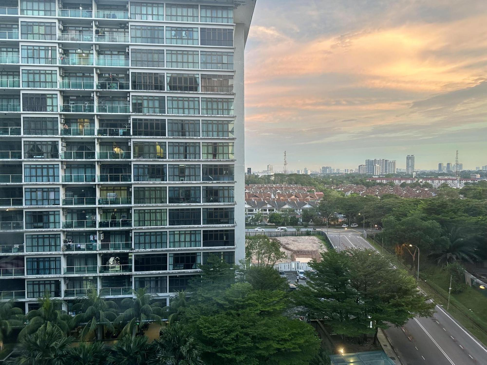 4pax Palazio Mount Austin Johor Bahru